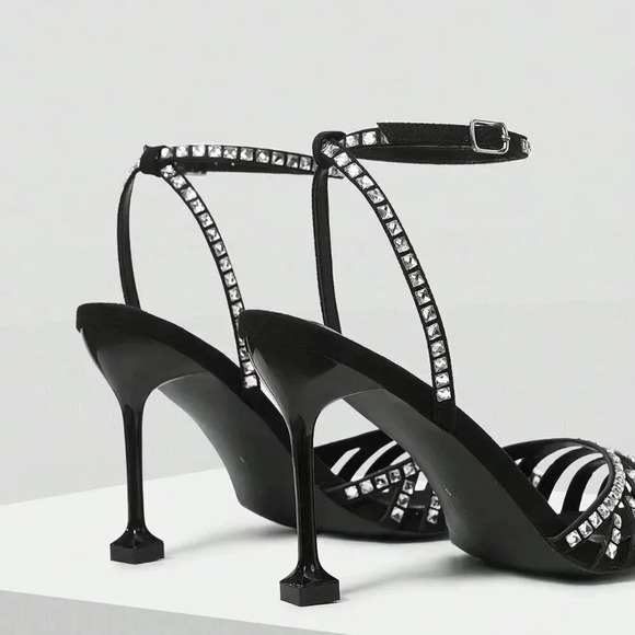 Black Glamorous Women's Rhinestone Buckle High Heel Shoes - Picture 6 of 6